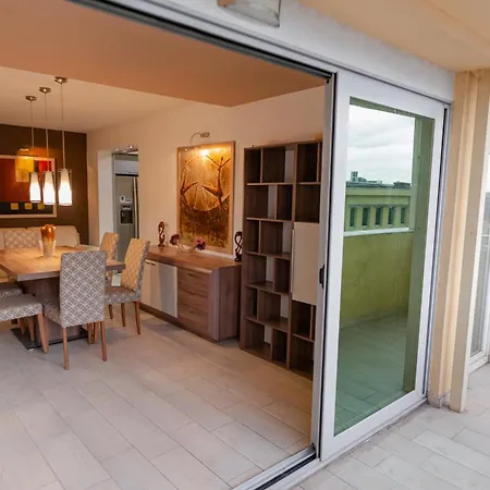 Grand Appartement *