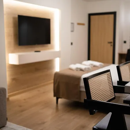 Soho Centre - Luxury Apartamento Escópia